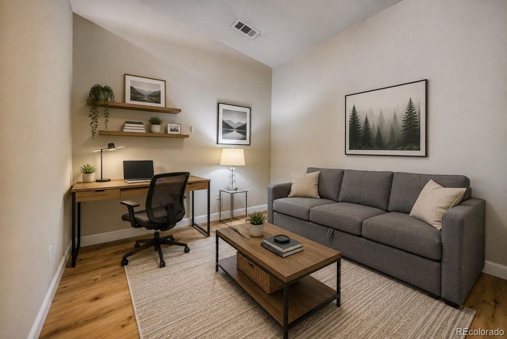 Image 10 of property listing at 5401 S Park Terrace Avenue 107A, Greenwood Village, CO 80111