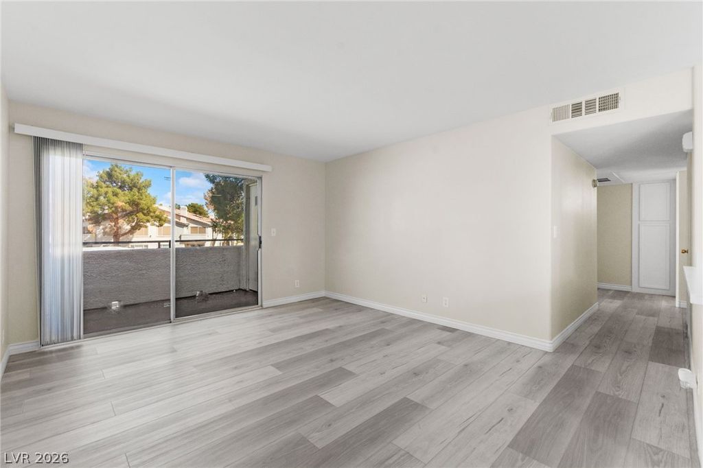 3061 Key Largo Drive 201, Las Vegas, NV 89120 — photo 2
