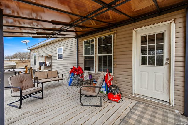 4131 Hickory Haven, Elmendorf, TX 78112