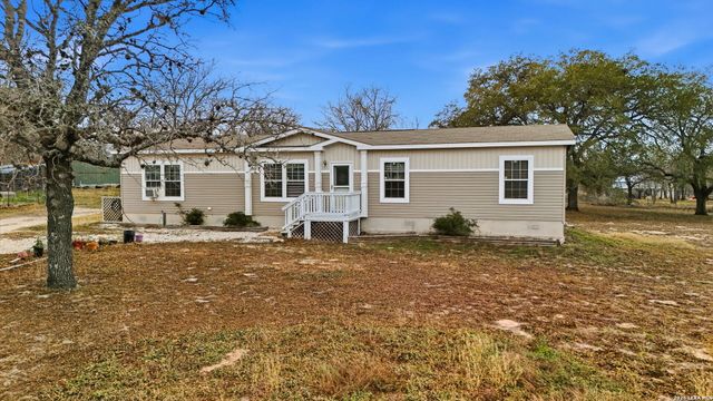 4131 Hickory Haven, Elmendorf, TX 78112