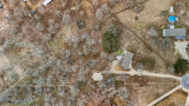 4131 Hickory Haven, Elmendorf, TX 78112