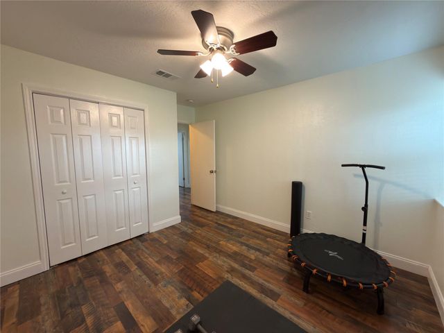 1197 Briarmeadow Drive, Beaumont, TX 77706