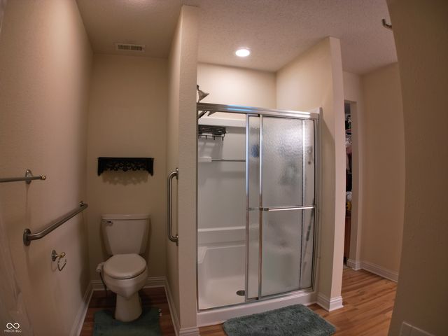 8277 S Quarter Moon Drive, Pendleton, IN 46064