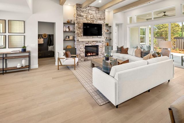 9053 Wickstrom Dr, Orangevale, CA 95662