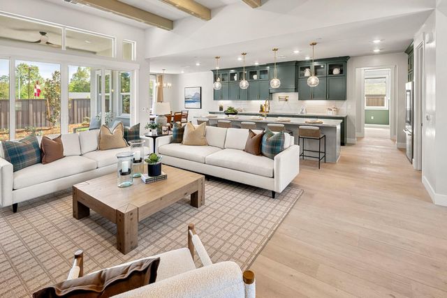 9053 Wickstrom Dr, Orangevale, CA 95662