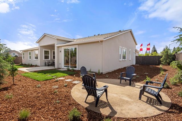 9053 Wickstrom Dr, Orangevale, CA 95662