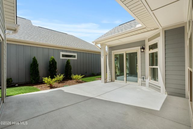 1033 Northbridge Court NW, Ocean Isle Beach, NC 28469