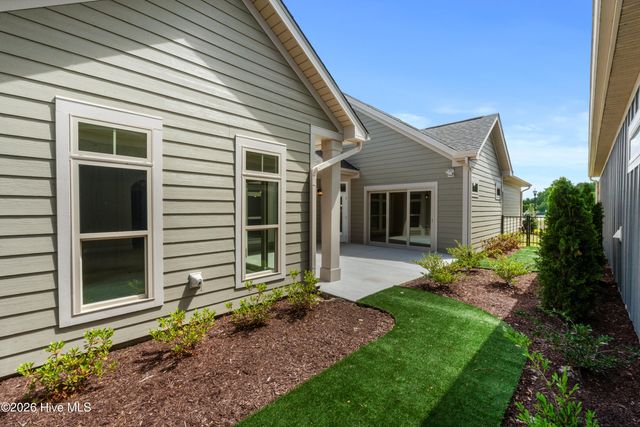 1033 Northbridge Court NW, Ocean Isle Beach, NC 28469