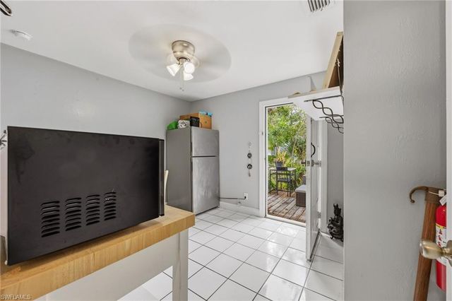 780 20th AVE NW, Naples, FL 34120