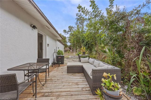 780 20th AVE NW, Naples, FL 34120