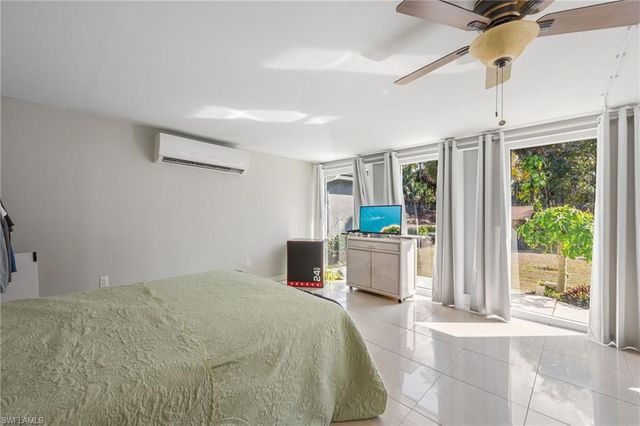 780 20th AVE NW, Naples, FL 34120