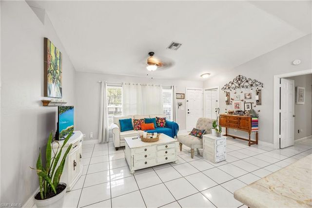 780 20th AVE NW, Naples, FL 34120