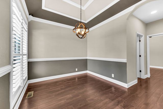 341 Turnberry Cir, Clarksville, TN 37043