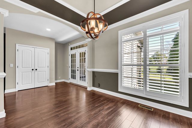 341 Turnberry Cir, Clarksville, TN 37043