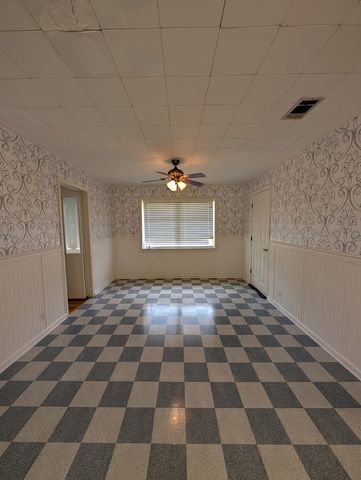 1904 Woodland Drive, Dothan, AL 36301