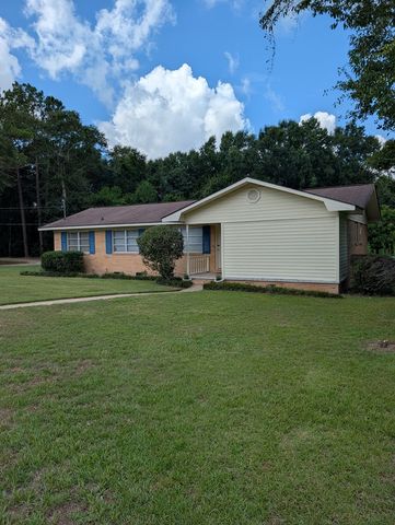 1904 Woodland Drive, Dothan, AL 36301