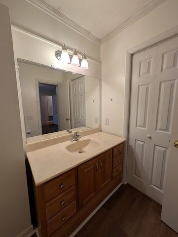 1904 Woodland Drive, Dothan, AL 36301