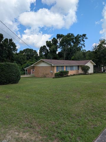 1904 Woodland Drive, Dothan, AL 36301