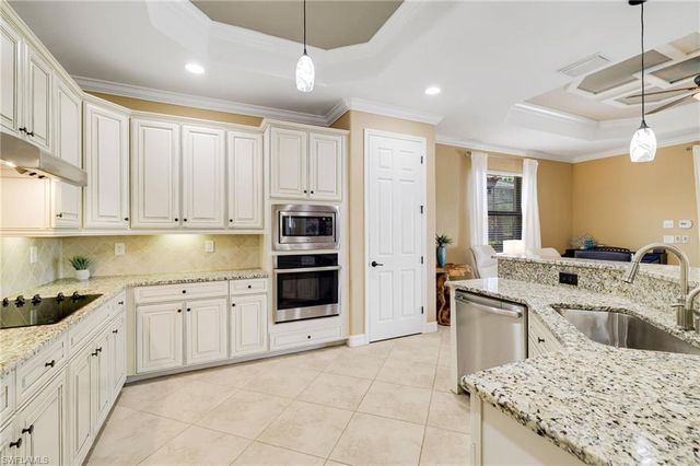 28521 Westmeath CT, Bonita Springs, FL 34135