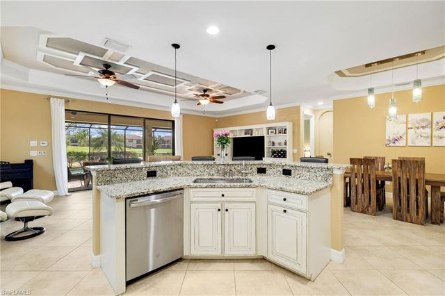 28521 Westmeath CT, Bonita Springs, FL 34135