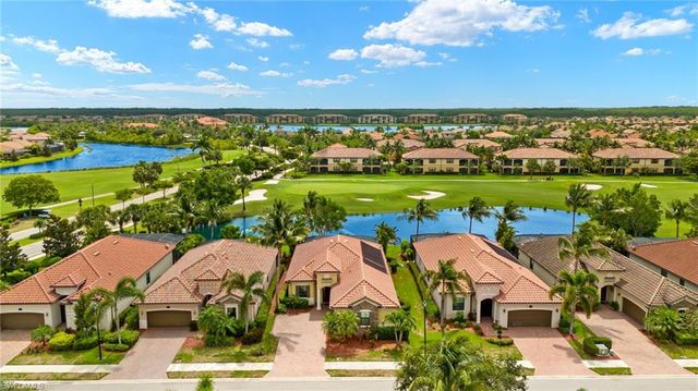28521 Westmeath CT, Bonita Springs, FL 34135