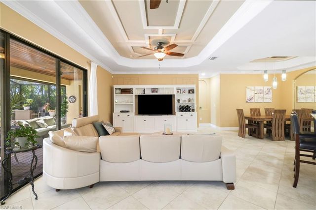 28521 Westmeath CT, Bonita Springs, FL 34135