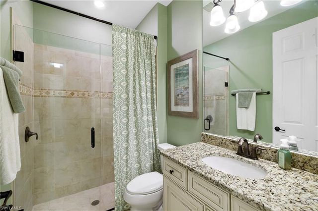 28521 Westmeath CT, Bonita Springs, FL 34135