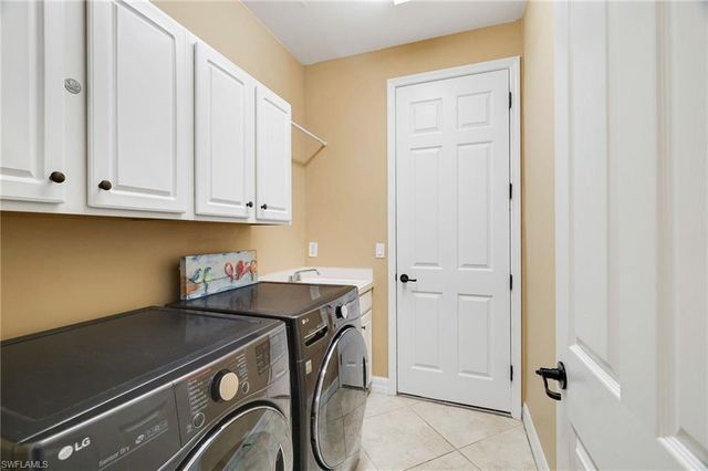 28521 Westmeath CT, Bonita Springs, FL 34135