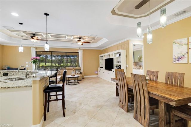 28521 Westmeath CT, Bonita Springs, FL 34135