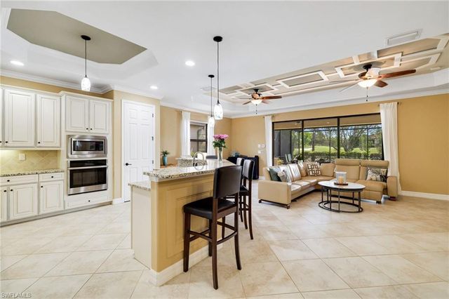 28521 Westmeath CT, Bonita Springs, FL 34135