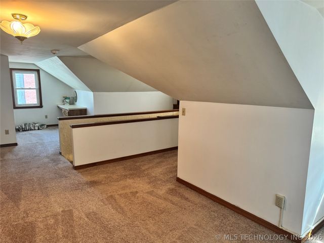 3523 E Admiral Court, Tulsa, OK 74115