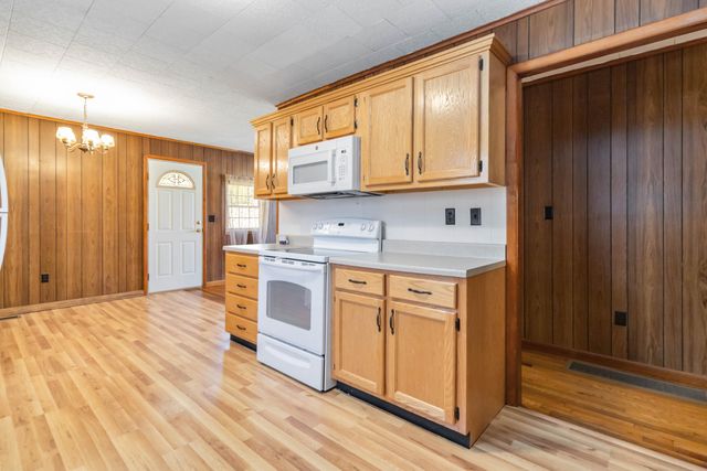 232 Owens Road, Stearns, KY 42647