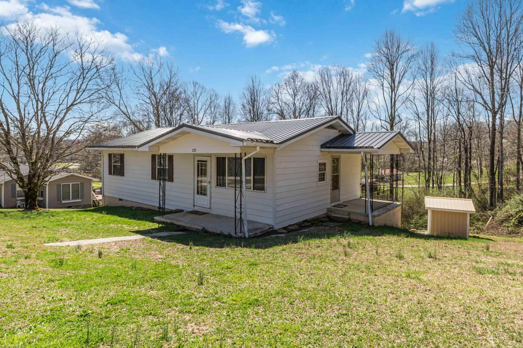 232 Owens Road, Stearns, KY 42647