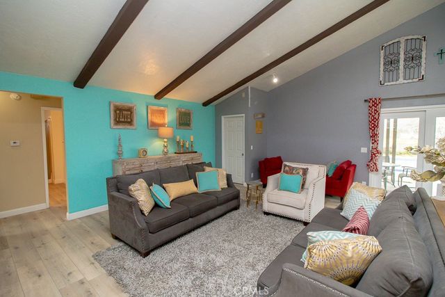 20376 Tonawanda, Apple Valley, CA 92307