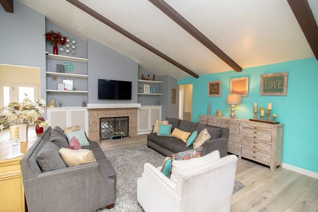 20376 Tonawanda, Apple Valley, CA 92307