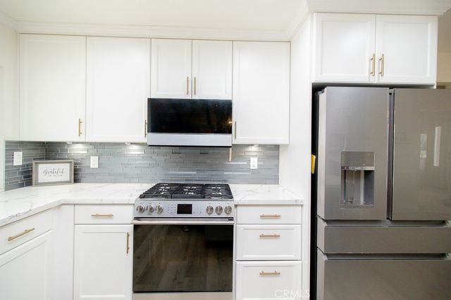 20376 Tonawanda, Apple Valley, CA 92307