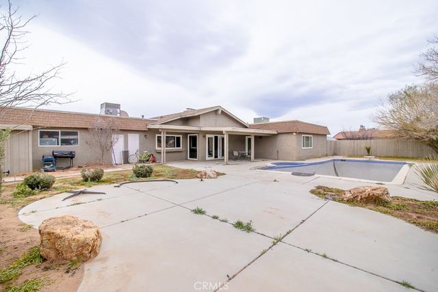 20376 Tonawanda, Apple Valley, CA 92307