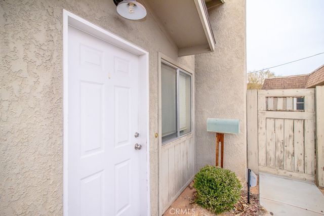 20376 Tonawanda, Apple Valley, CA 92307