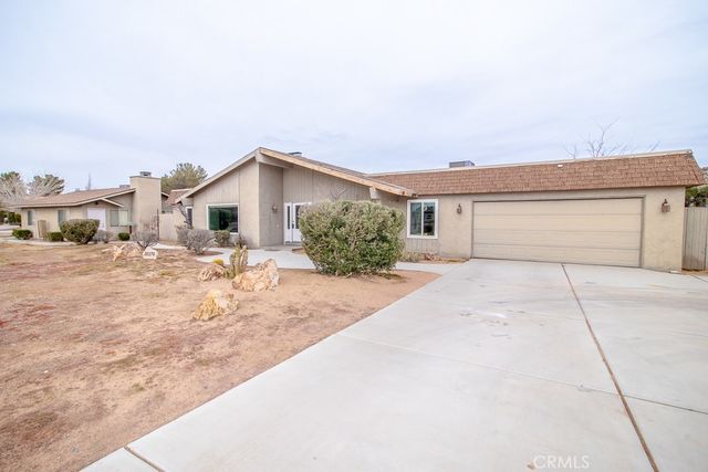 20376 Tonawanda, Apple Valley, CA 92307