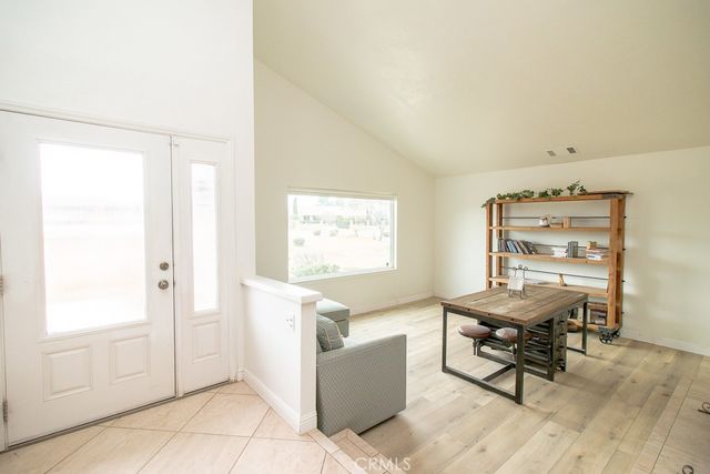 20376 Tonawanda, Apple Valley, CA 92307