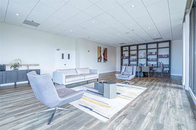 20505 E Country Club Dr 1434, Aventura, FL 33180