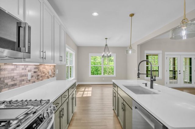 1167 Harmon Springs Rd, Dickson, TN 37055