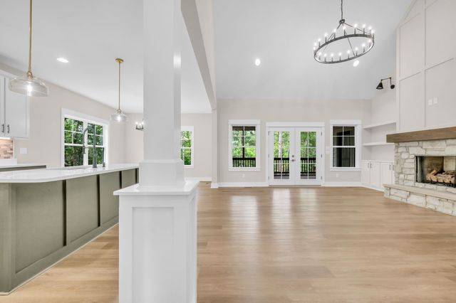 1167 Harmon Springs Rd, Dickson, TN 37055