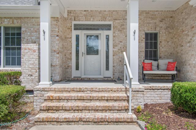 3302 Sawgrass Circle SE, Southport, NC 28461