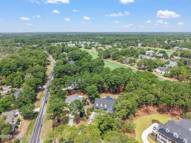 3302 Sawgrass Circle SE, Southport, NC 28461