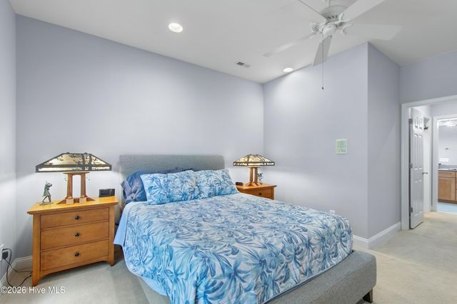 3302 Sawgrass Circle SE, Southport, NC 28461