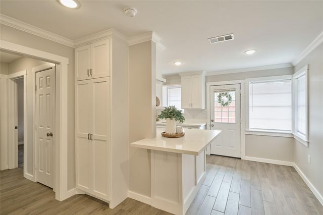 309 S Magnolia Street, Tomball, TX 77375