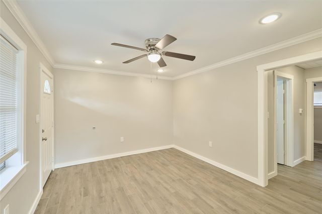 309 S Magnolia Street, Tomball, TX 77375