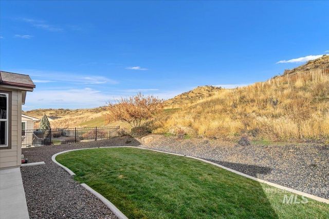 5304 W White Hills Drive, Boise, ID 83714