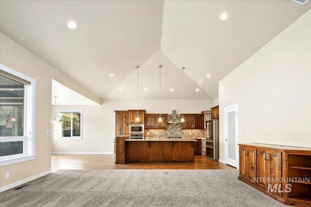 5304 W White Hills Drive, Boise, ID 83714